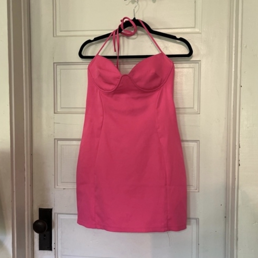 PrettyLittleThing Vibrant Pink Mini Dress